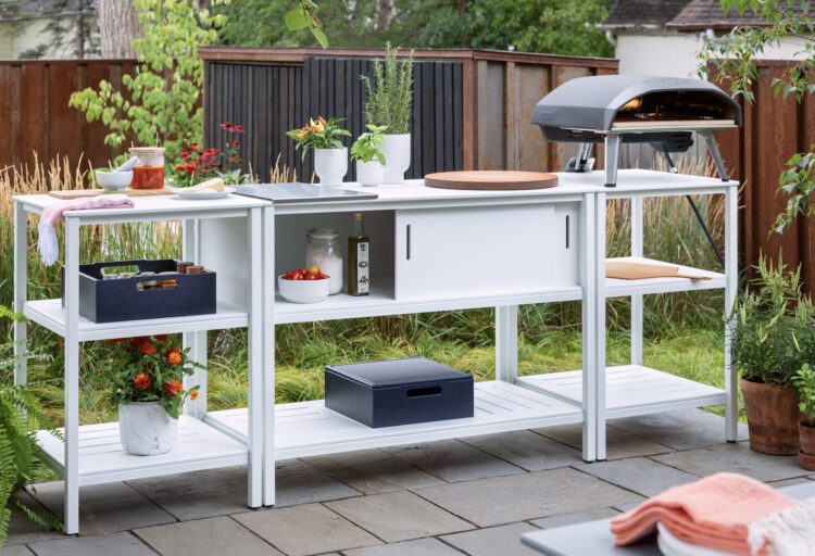 A La Carte as a modular outdoor kitchen
